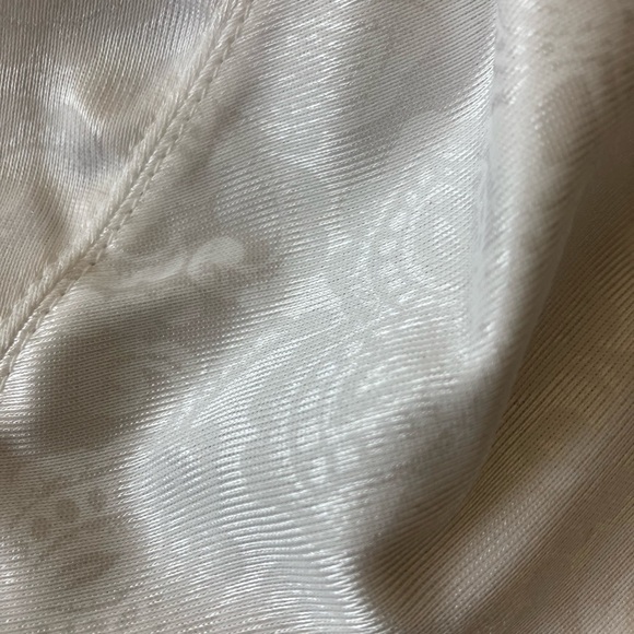 NEW BALI SATIN TRACINGS MINIMIZER WHITE SIZE 40C COMFORT STRAP UNDERWIRE - Picture 4 of 9